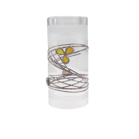 Świecznik zdobiony cyną i bursztynem