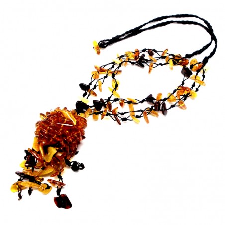 NASZYJNIK Z BURSZTYNU BAŁTYCKIEGO