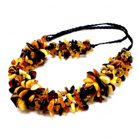 NASZYJNIK Z BURSZTYNU BAŁTYCKIEGO