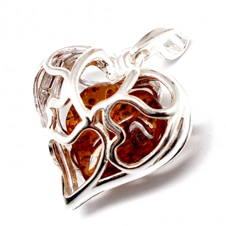 SREBRNY WISIOREK Z BURSZTYNEM SERCE