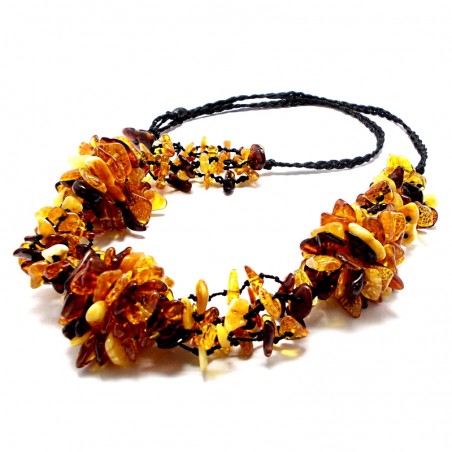 NASZYJNIK Z BURSZTYNU BAŁTYCKIEGO