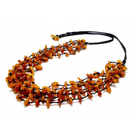 NASZYJNIK KORALE Z BURSZTYNU