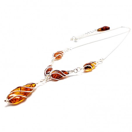 srebrny-naszyjnik-z-bursztynem