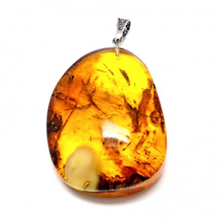 WISIOREK Z BURSZTYNU BAŁTYCKIEGO