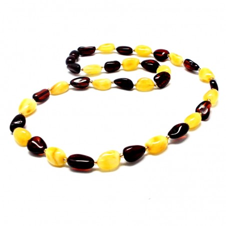 NASZYJNIK Z BURSZTYNU BAŁTYCKIEGO