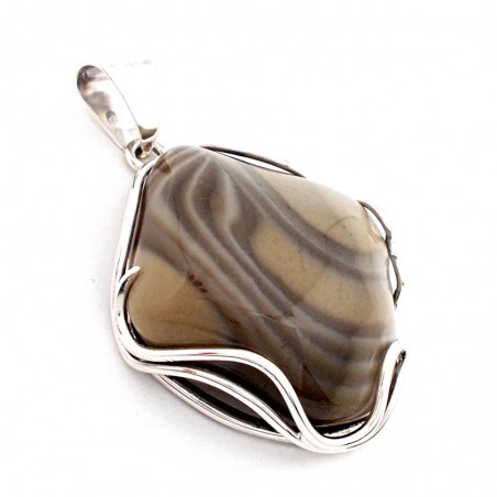 WISIOR Z KRZEMIENIA PASIASTEGO