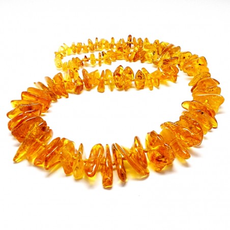 NASZYJNIK KORALE Z BURSZTYNEM BAŁTYCKIM