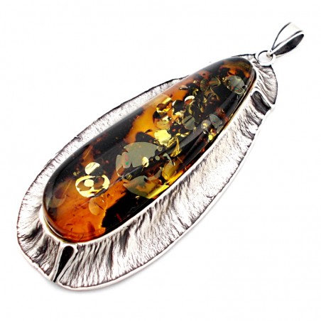 SREBRY WISIOR Z BURSZTYNEM