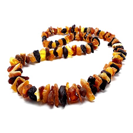 NASZYJNIK Z BURSZTYNU NIEOSZLIFOWANEGO