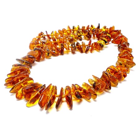 naszyjnik-z-bursztynem