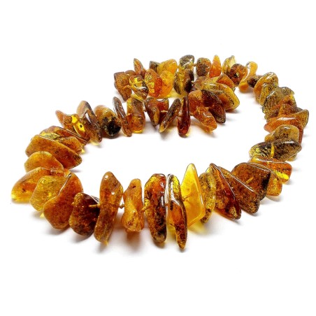 NASZYJNIK KORALE Z BURSZTYNU