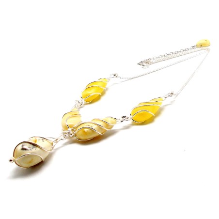 SREBRNA KOLIA Z BURSZTYNEM