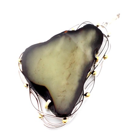 SREBRNY WISIOREK Z BURSZTYNEM