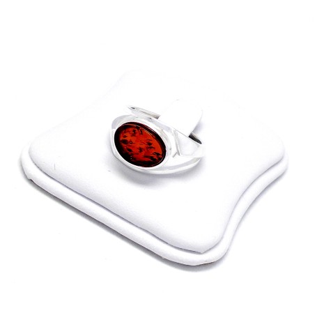 SREBRNY PIERŚCIONEK Z BURSZTYNEM