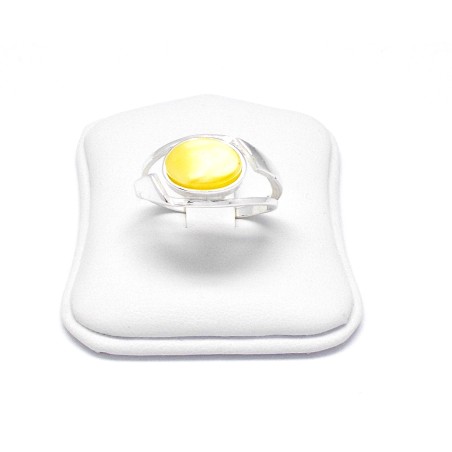 SREBRNY PIERŚCIONEK Z BURSZTYNEM