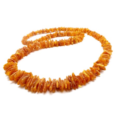 KORALE Z BURSZTYNU NIEOSZLIFOWANEGO