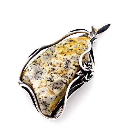 WISIOREK Z BURSZTYNEM