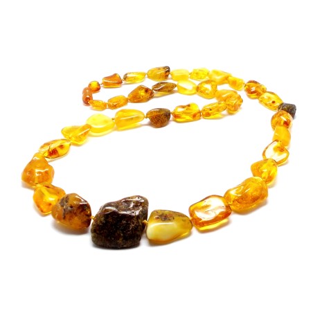 naszyjnik-z-bursztynem