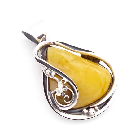 SREBRNY WISIOREK Z BURSZTYNEM BAŁTYCKIM