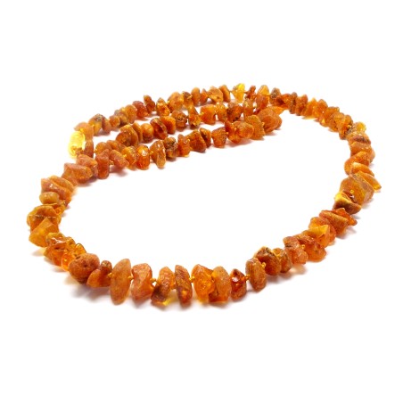 NASZYJNIK Z BURSZTYNU NIEOSZLIFOWANEGO