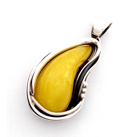 SREBRNY WISIOREK Z BURSZTYNEM BAŁTYCKIEM