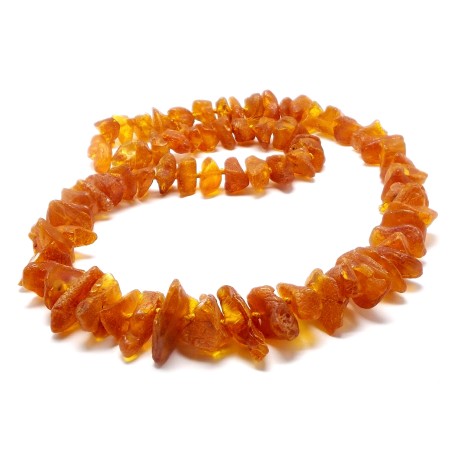 NASZYJNIK KORALE Z BURSZTYNU NIEOSZLIFOWANEGO