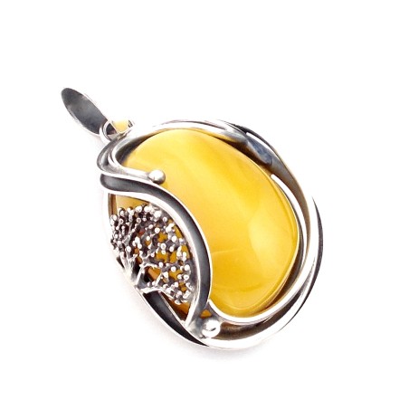 SREBRNY WISIOREK Z BURSZTYNEM BAŁTYCKIM