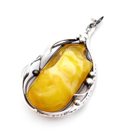 SREBRNY WISIOR Z BURSZTYNEM