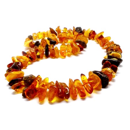 NASZYJNIK Z BURSZTYNU BAŁTYCKIEGO