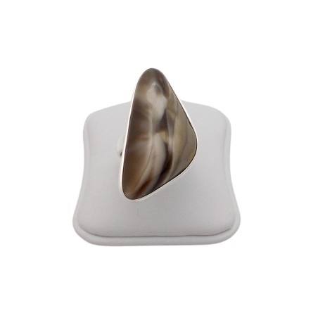 PIERŚCIONEK Z KRZEMIENIEM PASIASTYM