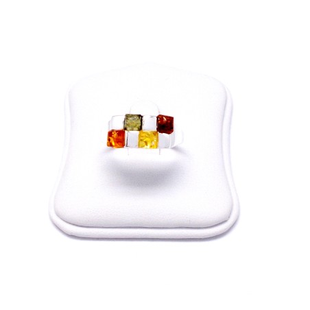 SREBRNY PIERŚCIONEK Z BURSZTYNEM