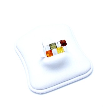 SREBRNY PIERŚCIONEK Z BURSZTYNEM