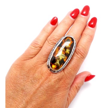 SREBRNY PIERŚCIONEK Z BURSZTYNEM