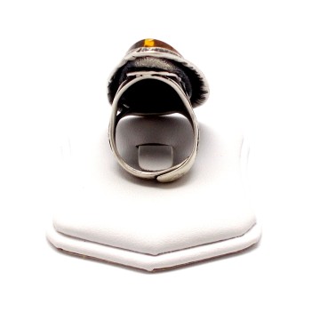 PIERŚCIONEK Z BURSZTYNEM