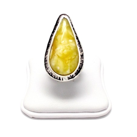 SREBRNY PIERŚCIONEK Z BURSZTYNEM