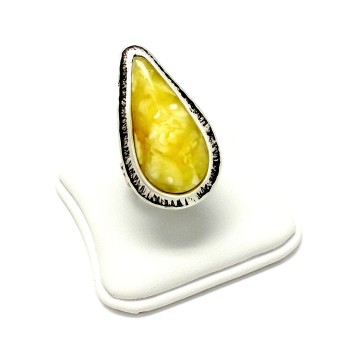 SREBRNY PIERŚCIONEK Z BURSZTYNEM