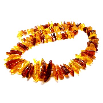 NASZYJNIK Z BURSZTYNU OSZLIFOWANEGO