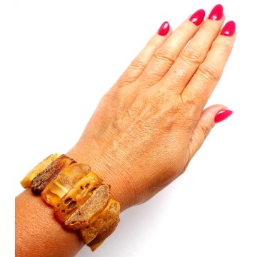 BRANSOLETKA Z BURSZTYNEM NIEOSZLIFOWANYM