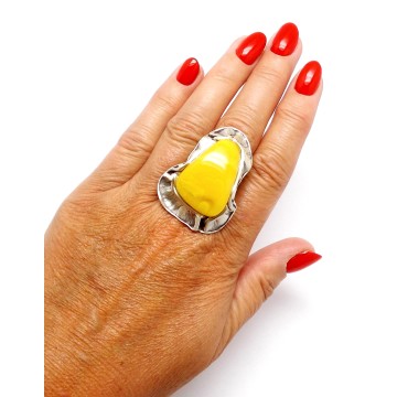 SREBRNY PIERŚCIONEK Z BURSZTYNEM