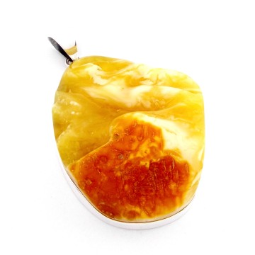 SREBRNY WISIOREK Z BURSZTYNEM SERCE