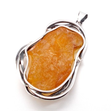 SREBRNY WISIOREK Z BURSZTYNEM BAŁTYCKIM