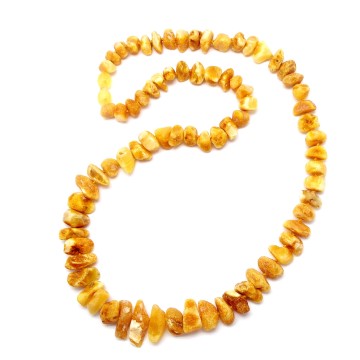 KORALE Z BURSZTYNU NIEOSZLIFOWANEGO