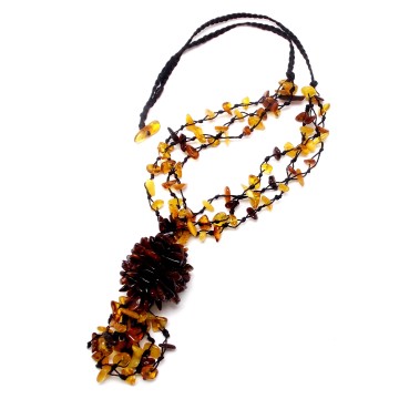 NASZYJNIK Z BURSZTYNU OSZLIFOWANEGO