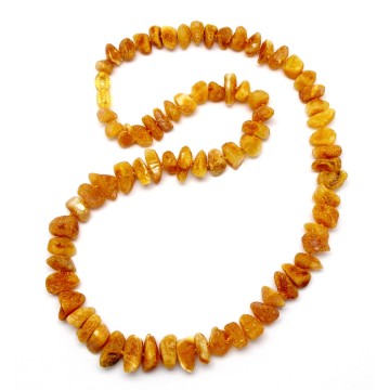 NASZYJNIK Z BURSZTYNU NIEOSZLIFOWANEGO