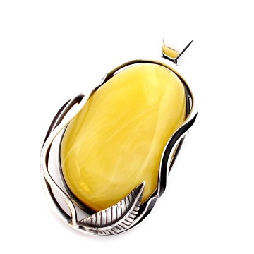 SREBRNY WISIOREK Z BURSZTYNEM BAŁTYCKIM