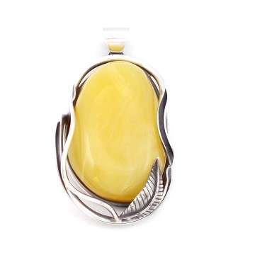 SREBRNY WISIOREK Z BURSZTYNEM BAŁTYCKIM