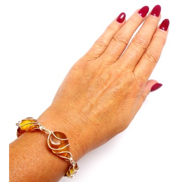 SREBRNA BRANSOLETKA Z BURSZTYNEM