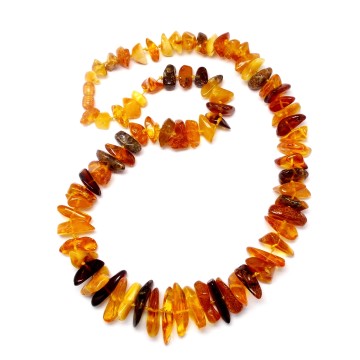 NASZYJNIK Z BURSZTYNU BAŁTYCKIEGO