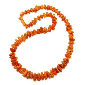 NASZYJNIK Z BURSZTYNU NIEOSZLIFOWANEGO