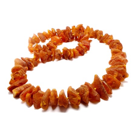 KORALE Z BURSZTYNU NIEOSZLIFOWANEGO